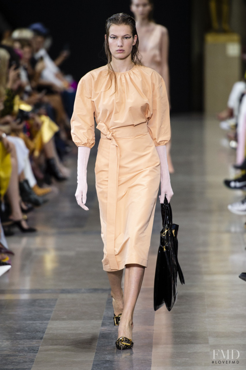 Roos Van Elk featured in  the Rochas fashion show for Spring/Summer 2019