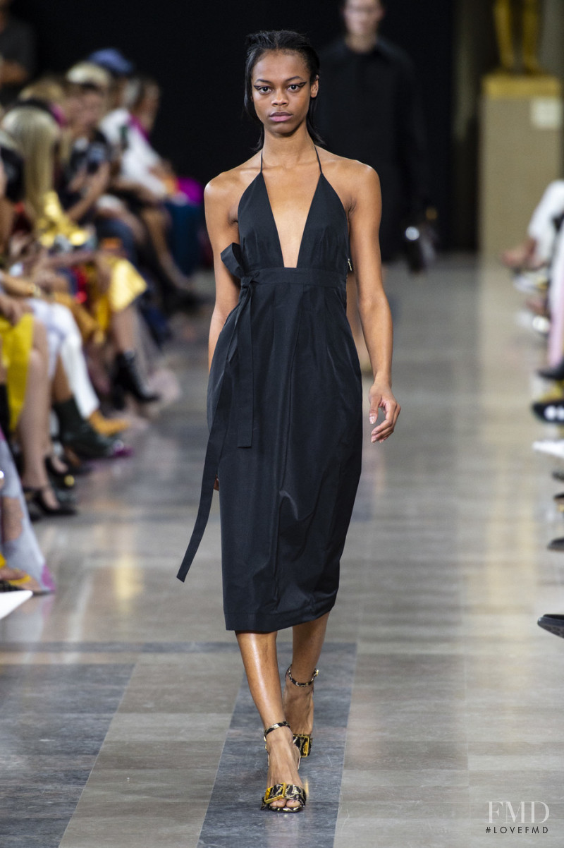 Aaliyah Hydes featured in  the Rochas fashion show for Spring/Summer 2019