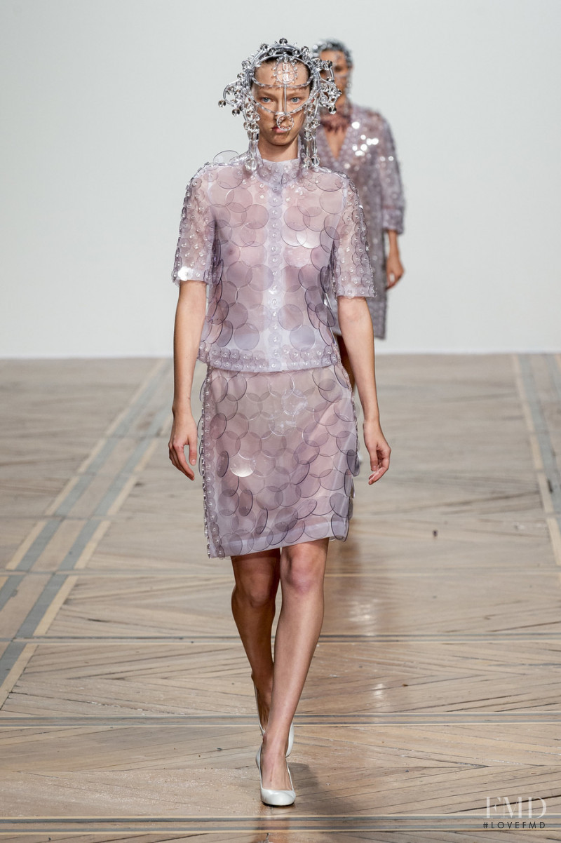 Liza Ostanina featured in  the Anrealage fashion show for Spring/Summer 2019