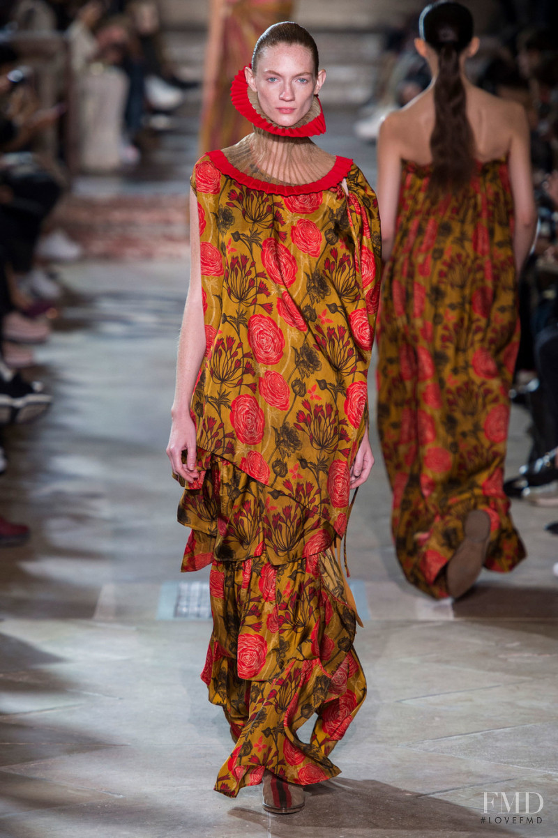 Kristin Zakala featured in  the Uma Wang fashion show for Spring/Summer 2019