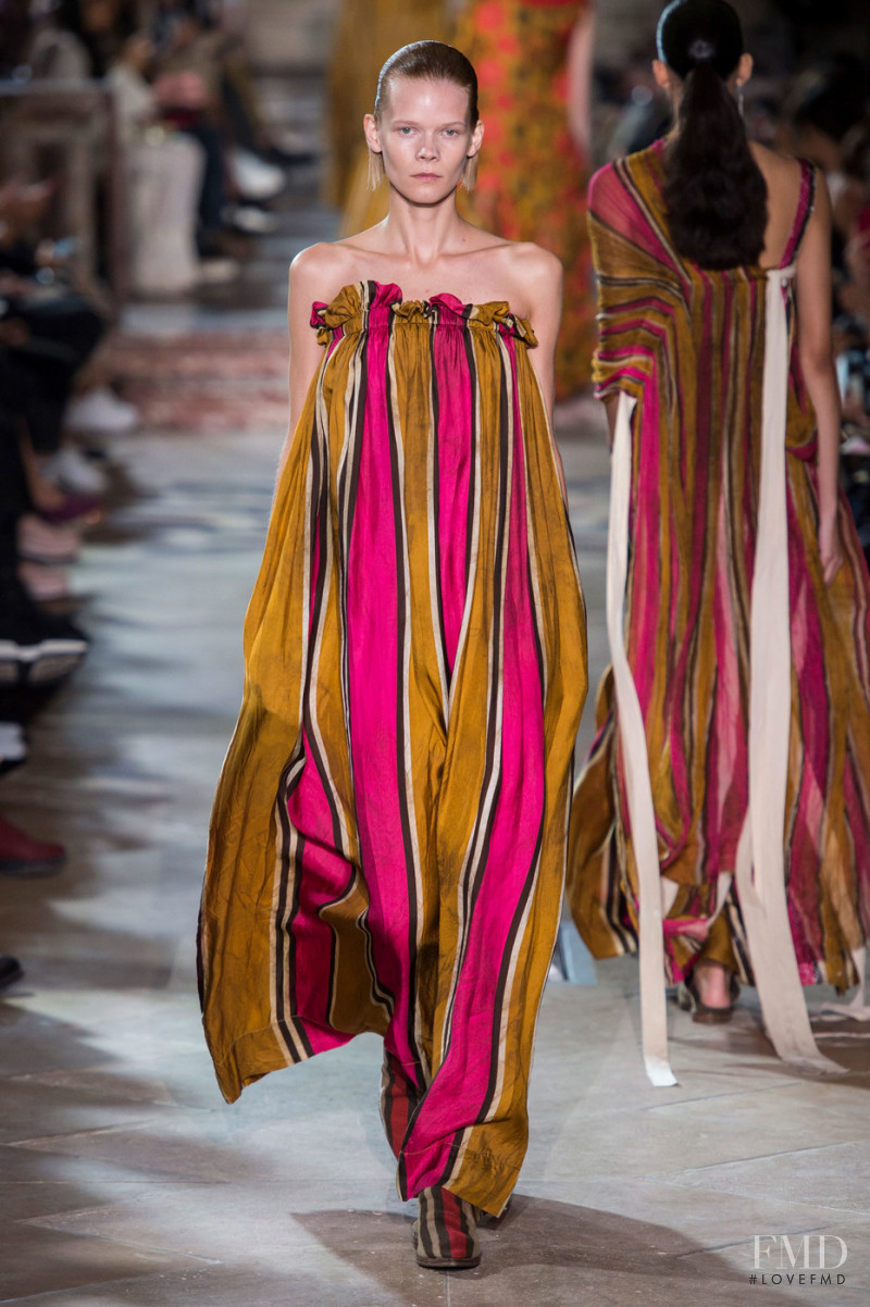 Irina Kravchenko featured in  the Uma Wang fashion show for Spring/Summer 2019