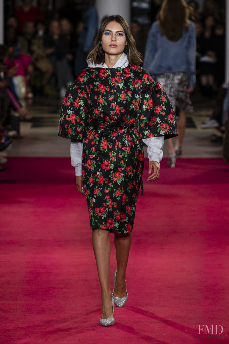 Irene Nuez featured in  the Lutz Huelle fashion show for Spring/Summer 2019