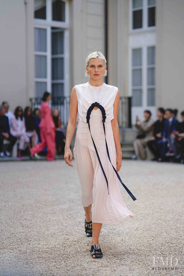 Jana Julius featured in  the Cedric Charlier fashion show for Spring/Summer 2019