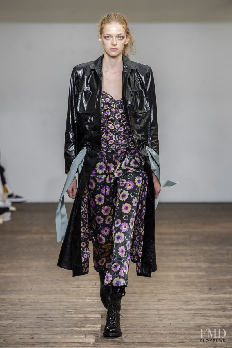 Eliza Kallmann featured in  the Olivier Theyskens fashion show for Spring/Summer 2019