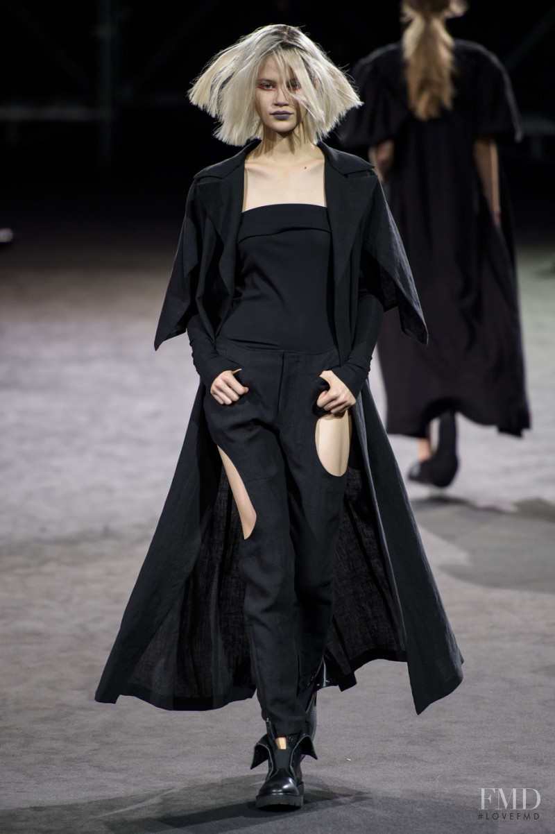 Yohji Yamamoto fashion show for Spring/Summer 2019