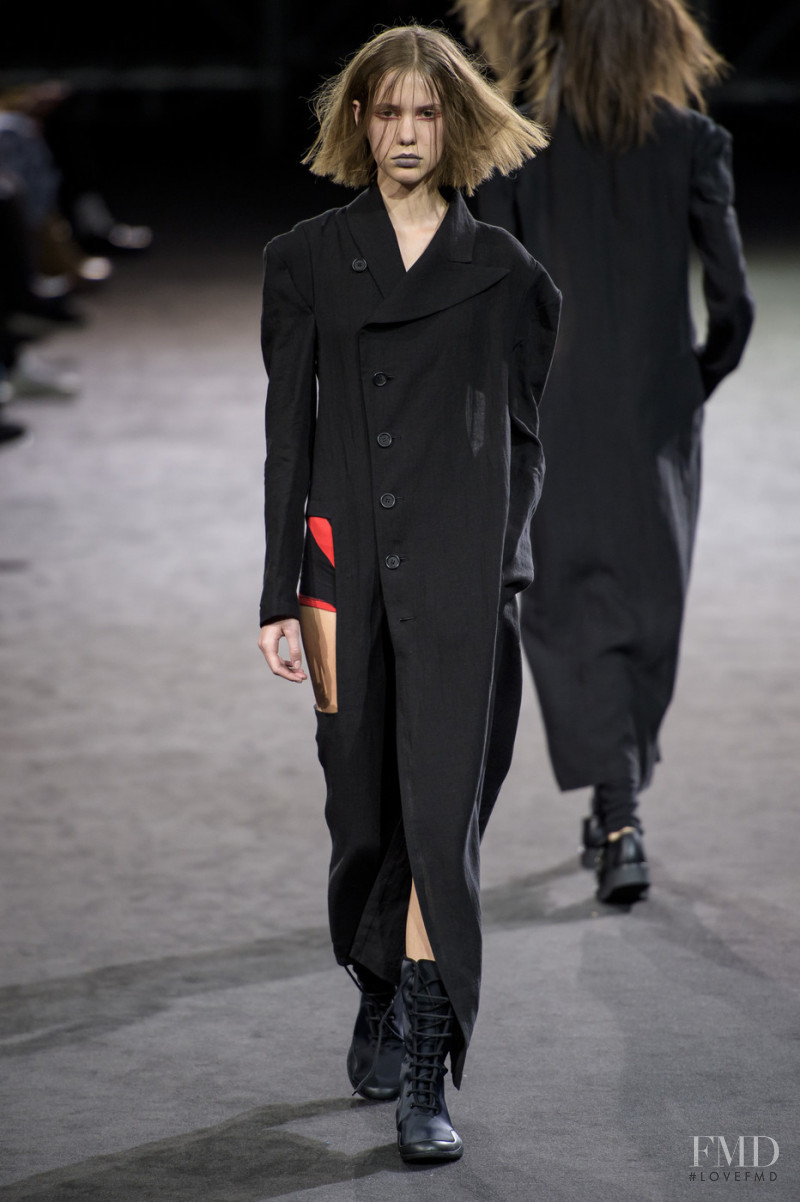 Yohji Yamamoto fashion show for Spring/Summer 2019