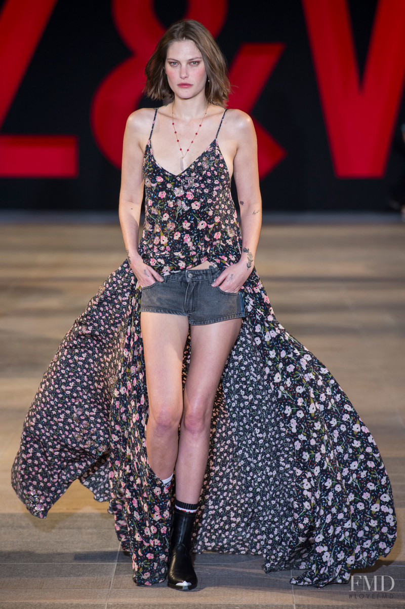 Catherine McNeil featured in  the Zadig & Voltaire fashion show for Spring/Summer 2019