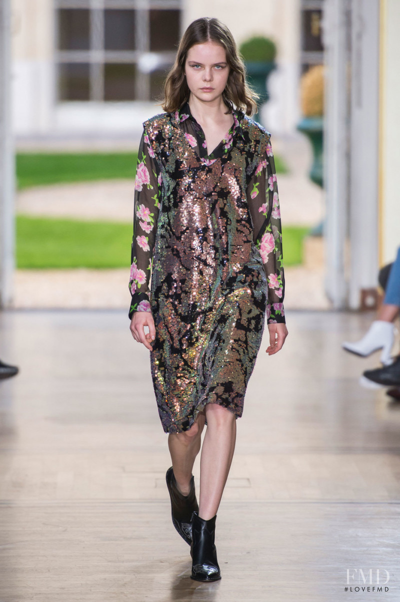 Julia Nicole Meyer featured in  the Paul et Joe fashion show for Spring/Summer 2019