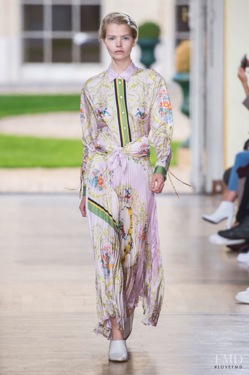 Minnie Wastie featured in  the Paul et Joe fashion show for Spring/Summer 2019