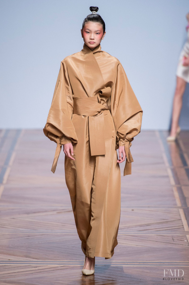 Valentin Yudashkin fashion show for Spring/Summer 2019