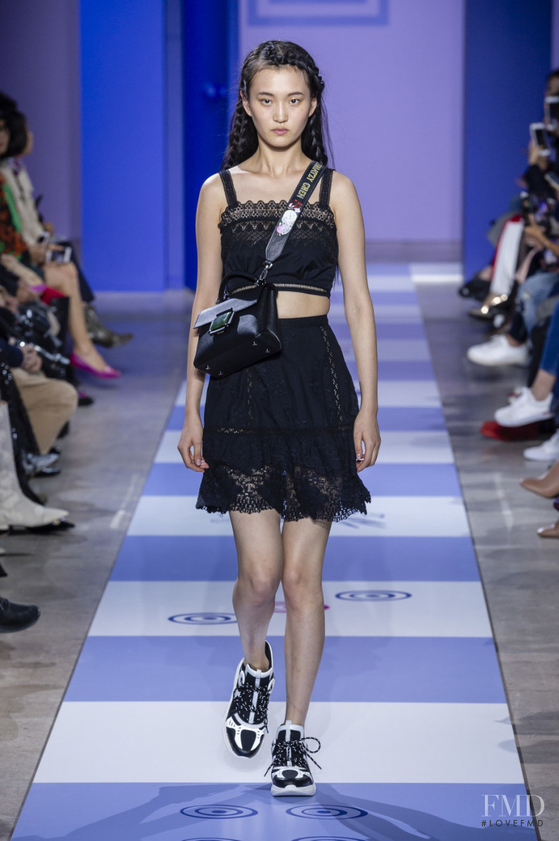 Wangy Xinyu featured in  the Shiatzy Chen fashion show for Spring/Summer 2019
