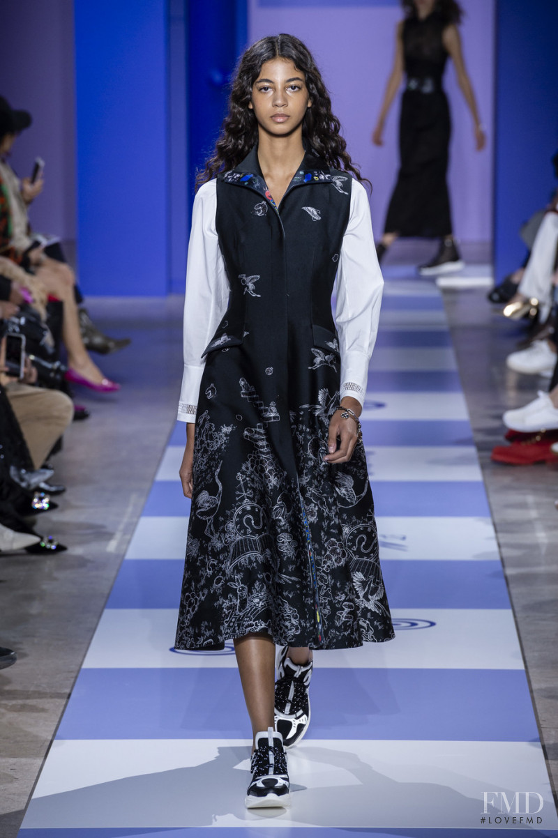 Rocio Marconi featured in  the Shiatzy Chen fashion show for Spring/Summer 2019