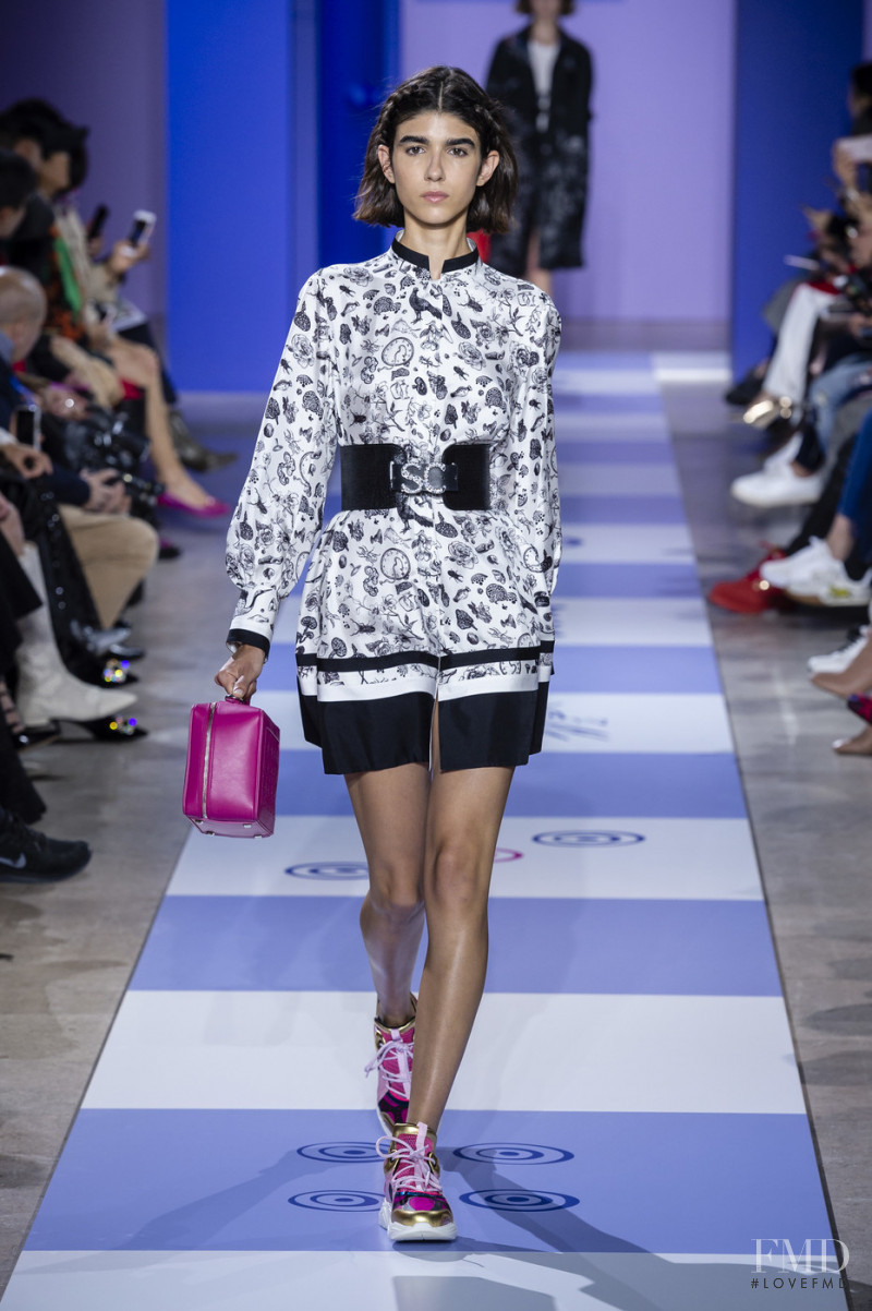 Rebeca Solana featured in  the Shiatzy Chen fashion show for Spring/Summer 2019