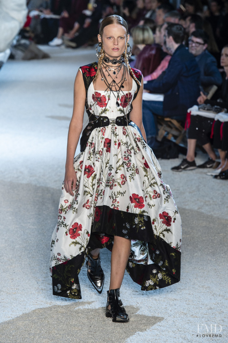 Hanne Gaby Odiele featured in  the Alexander McQueen fashion show for Spring/Summer 2019