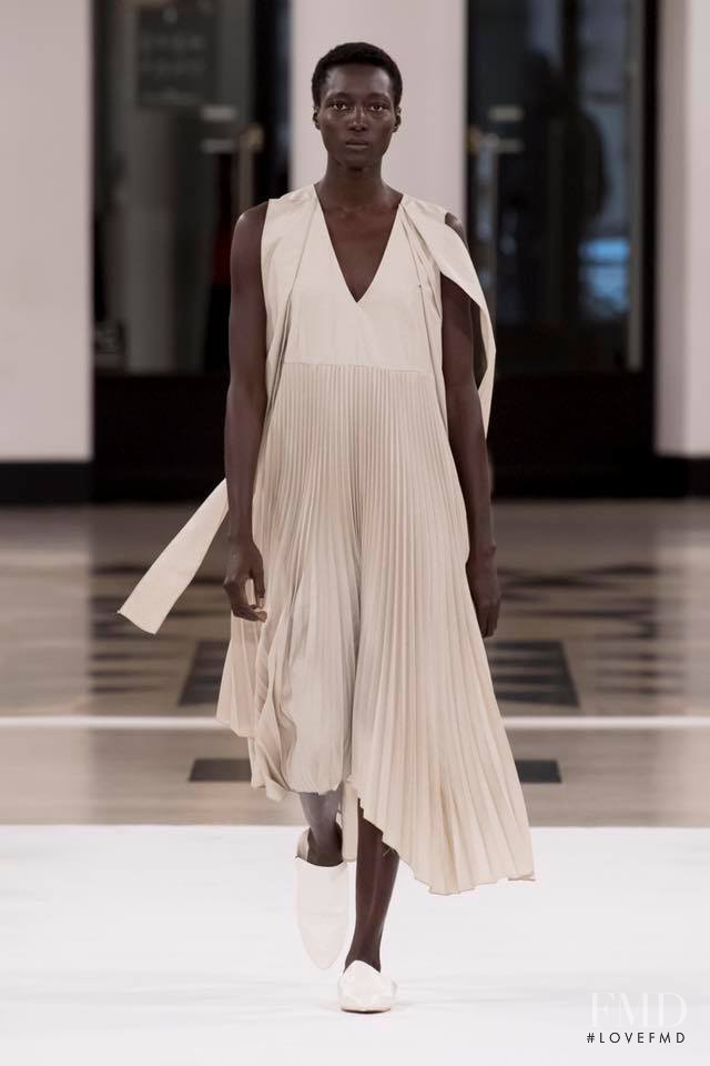 Nobi Talai fashion show for Spring/Summer 2019