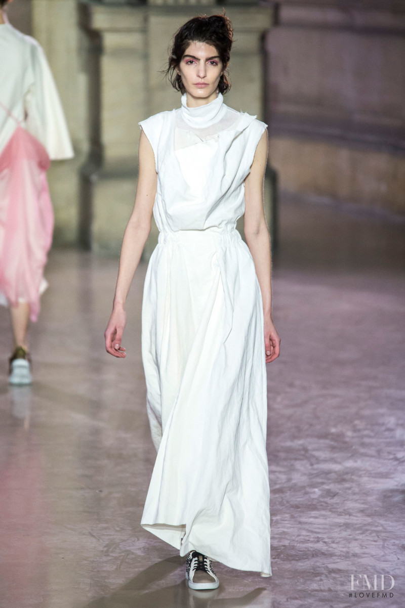 Agostina Martinez featured in  the Moon Young Hee fashion show for Spring/Summer 2019