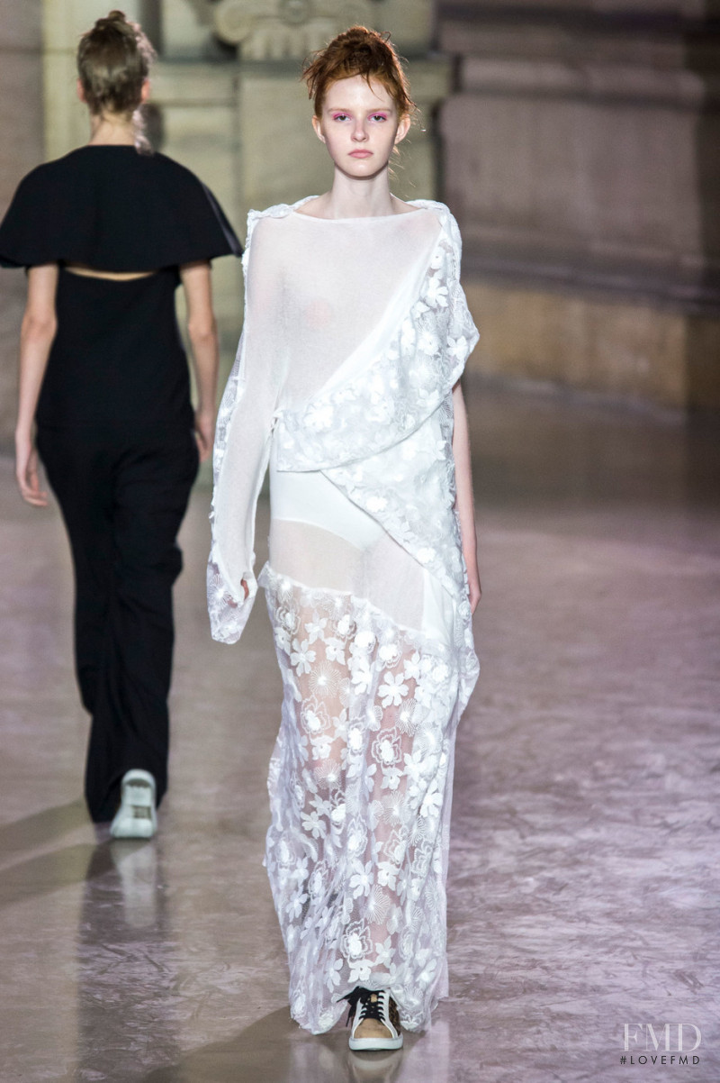 Melani Letzow Sandow featured in  the Moon Young Hee fashion show for Spring/Summer 2019