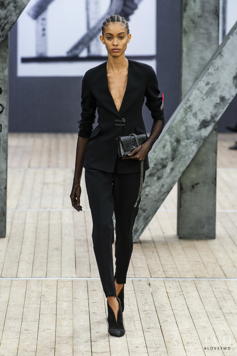 Samile Bermannelli featured in  the Akris fashion show for Spring/Summer 2019