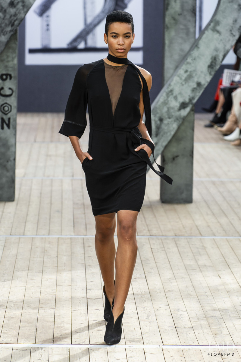 Melanie Bangura featured in  the Akris fashion show for Spring/Summer 2019