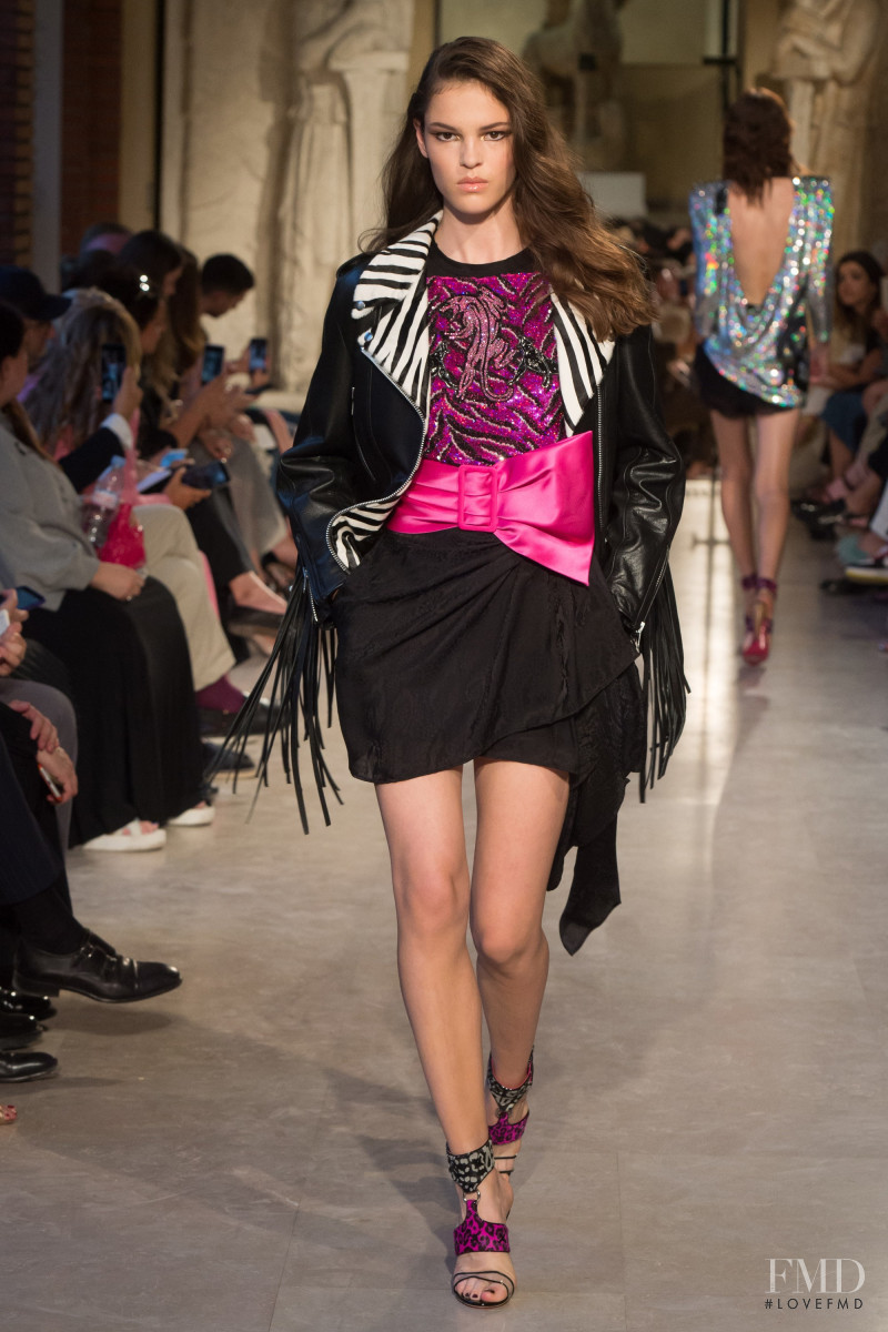 Matea Brakus featured in  the Dundas fashion show for Spring/Summer 2019