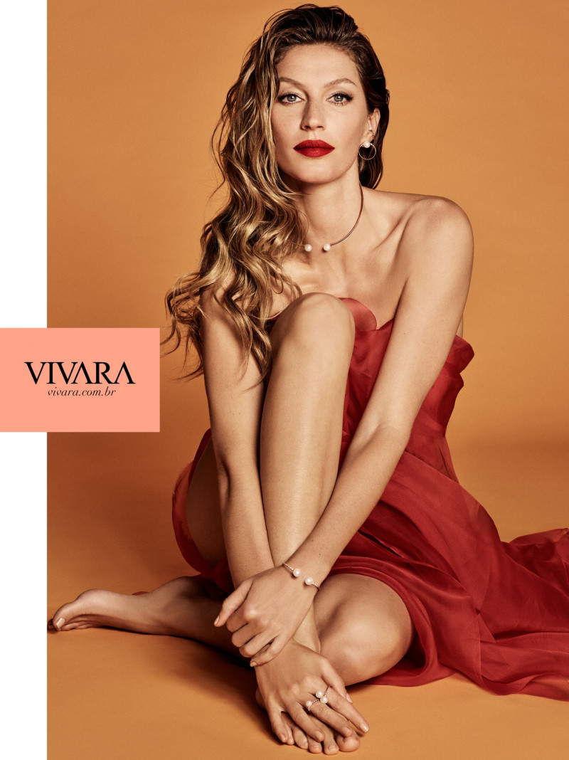 Gisele Bundchen featured in  the Vivara Vivara Christmas 2018 advertisement for Christmas 2018