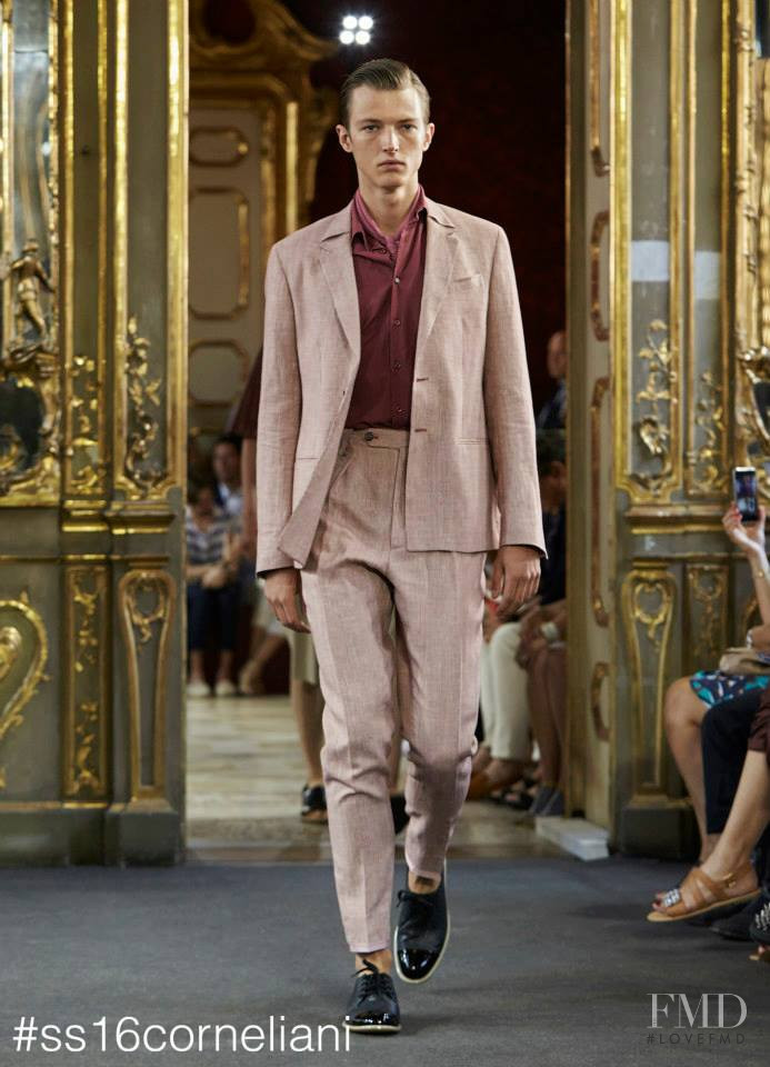 Corneliani fashion show for Spring/Summer 2016