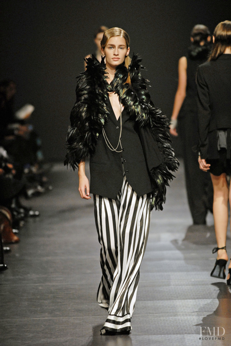 Linda Vojtova featured in  the Ann Demeulemeester fashion show for Spring/Summer 2008