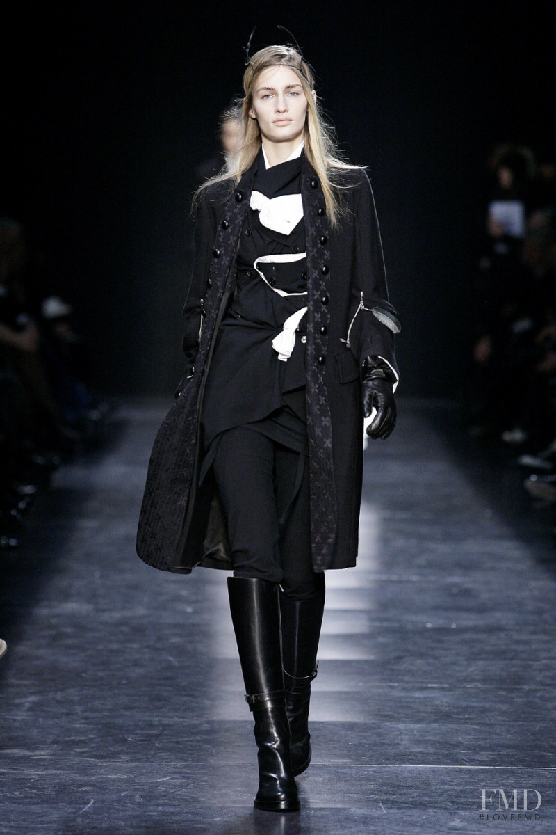 Linda Vojtova featured in  the Ann Demeulemeester fashion show for Autumn/Winter 2009