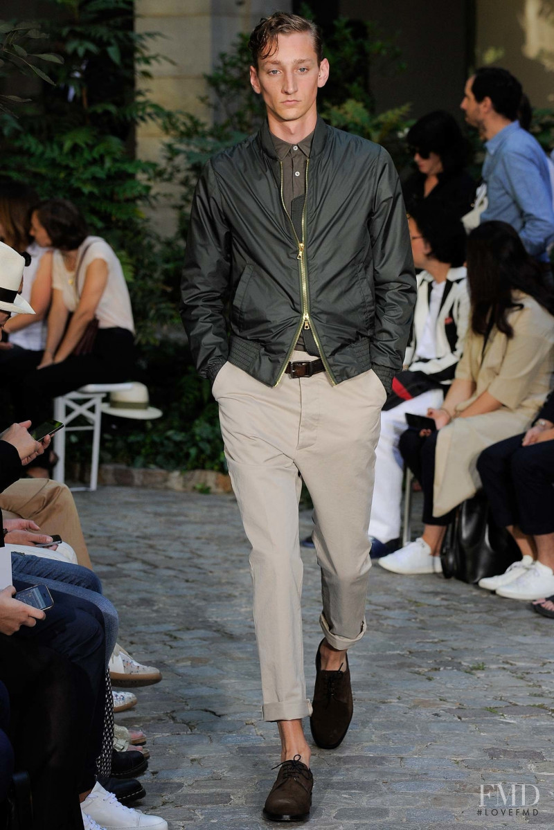 Officine Generale fashion show for Spring/Summer 2016