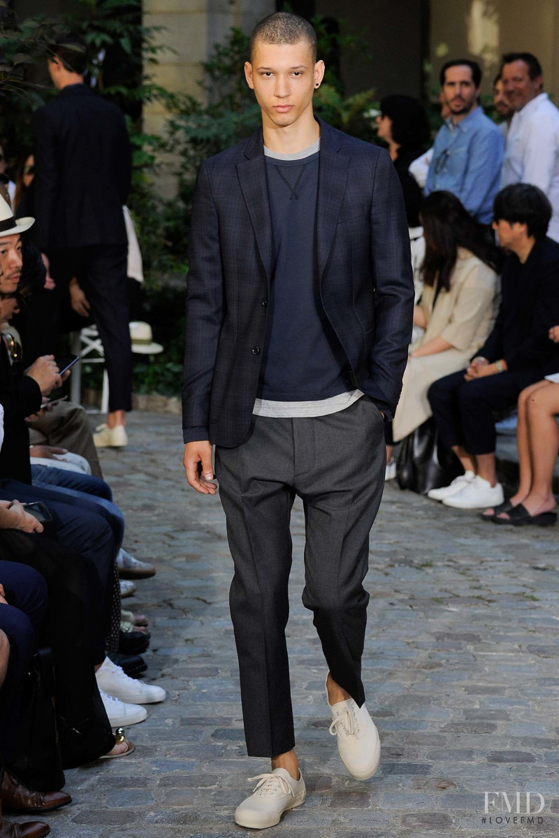 Officine Generale fashion show for Spring/Summer 2016