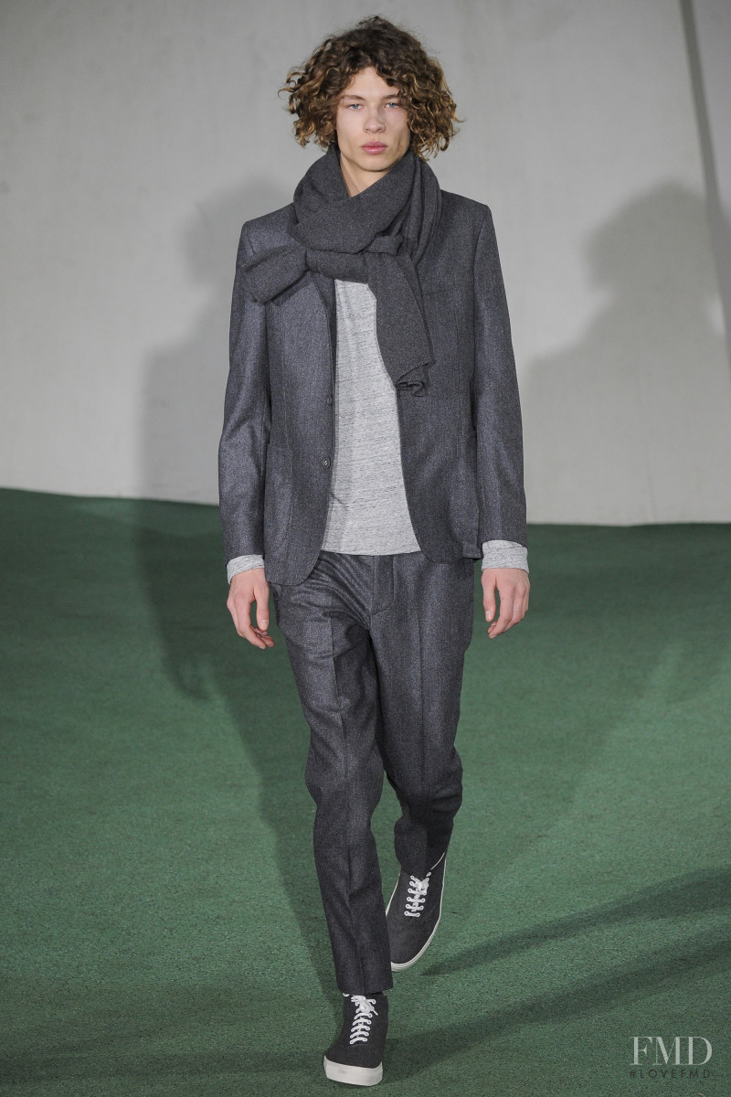 Officine Generale fashion show for Autumn/Winter 2016