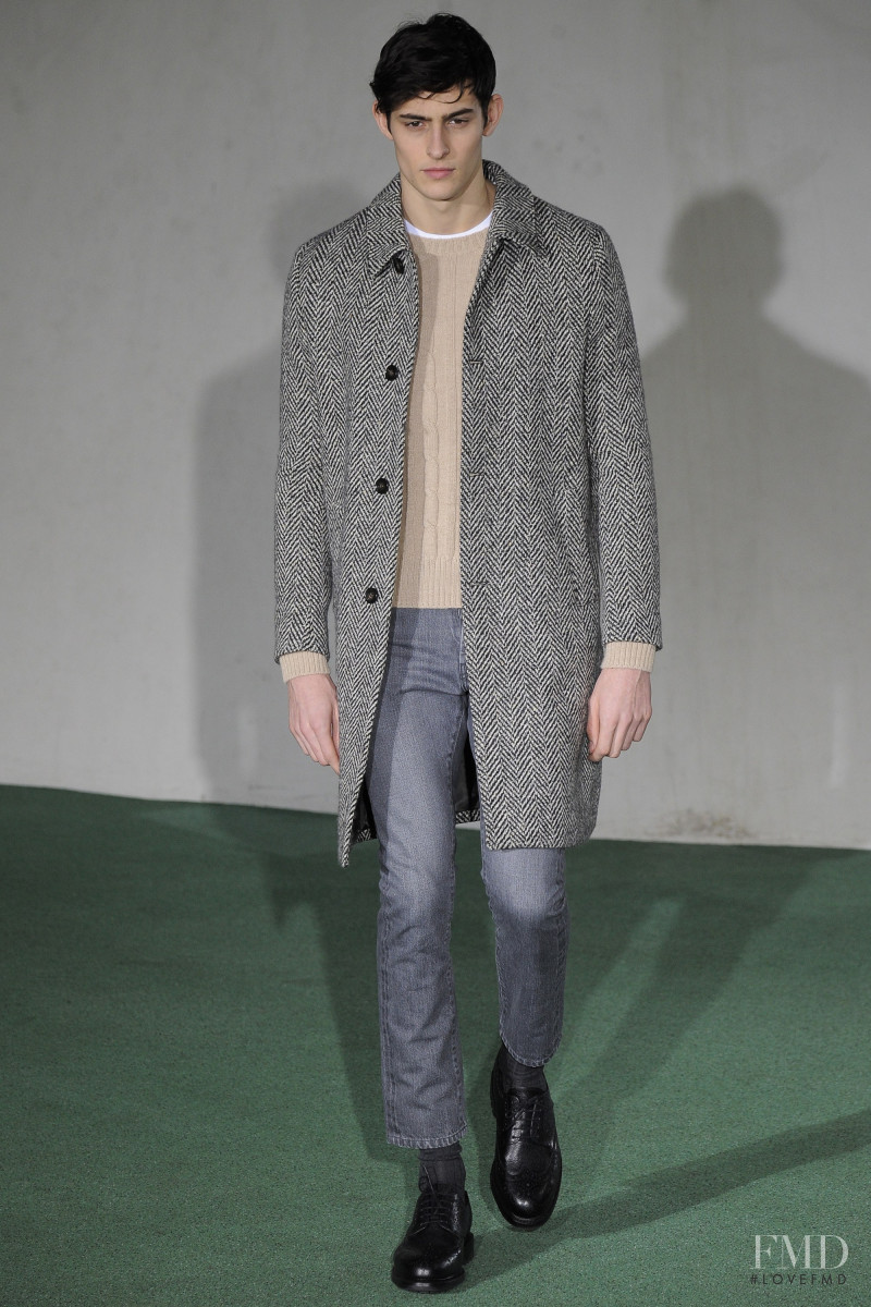 Officine Generale fashion show for Autumn/Winter 2016