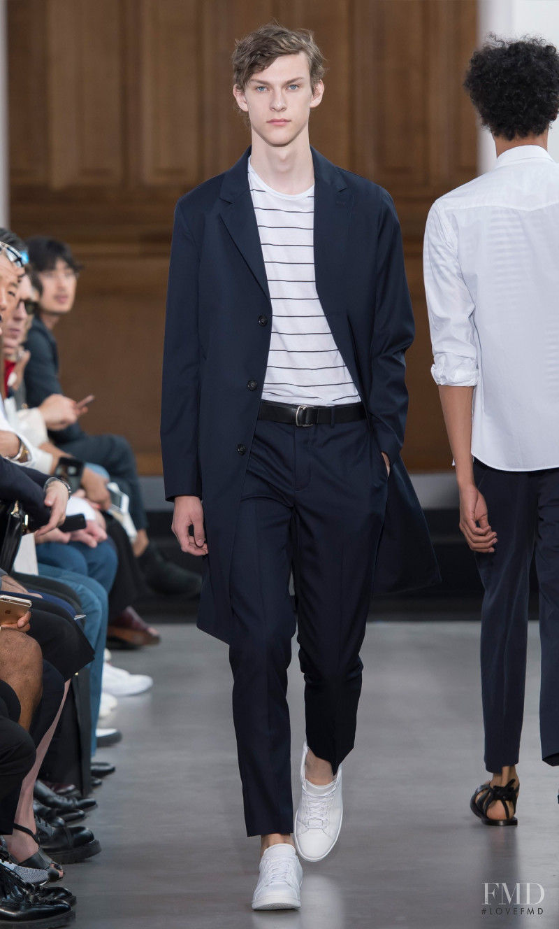 Officine Generale fashion show for Spring/Summer 2017