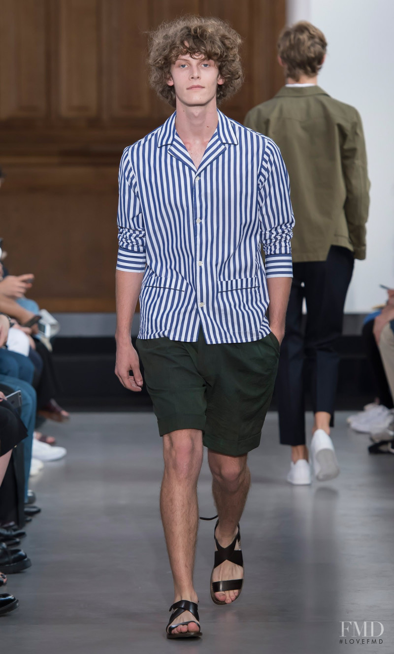 Officine Generale fashion show for Spring/Summer 2017