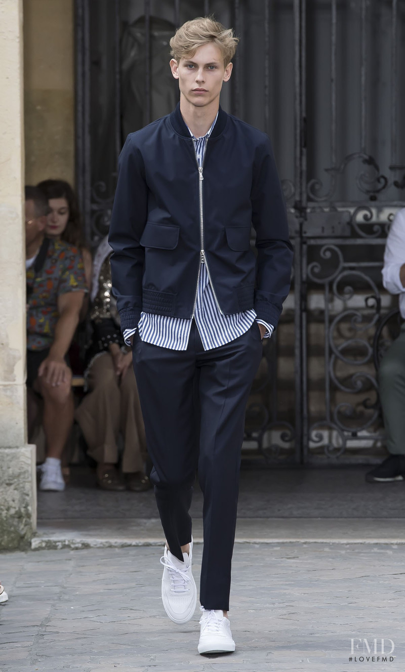 Officine Generale fashion show for Spring/Summer 2018