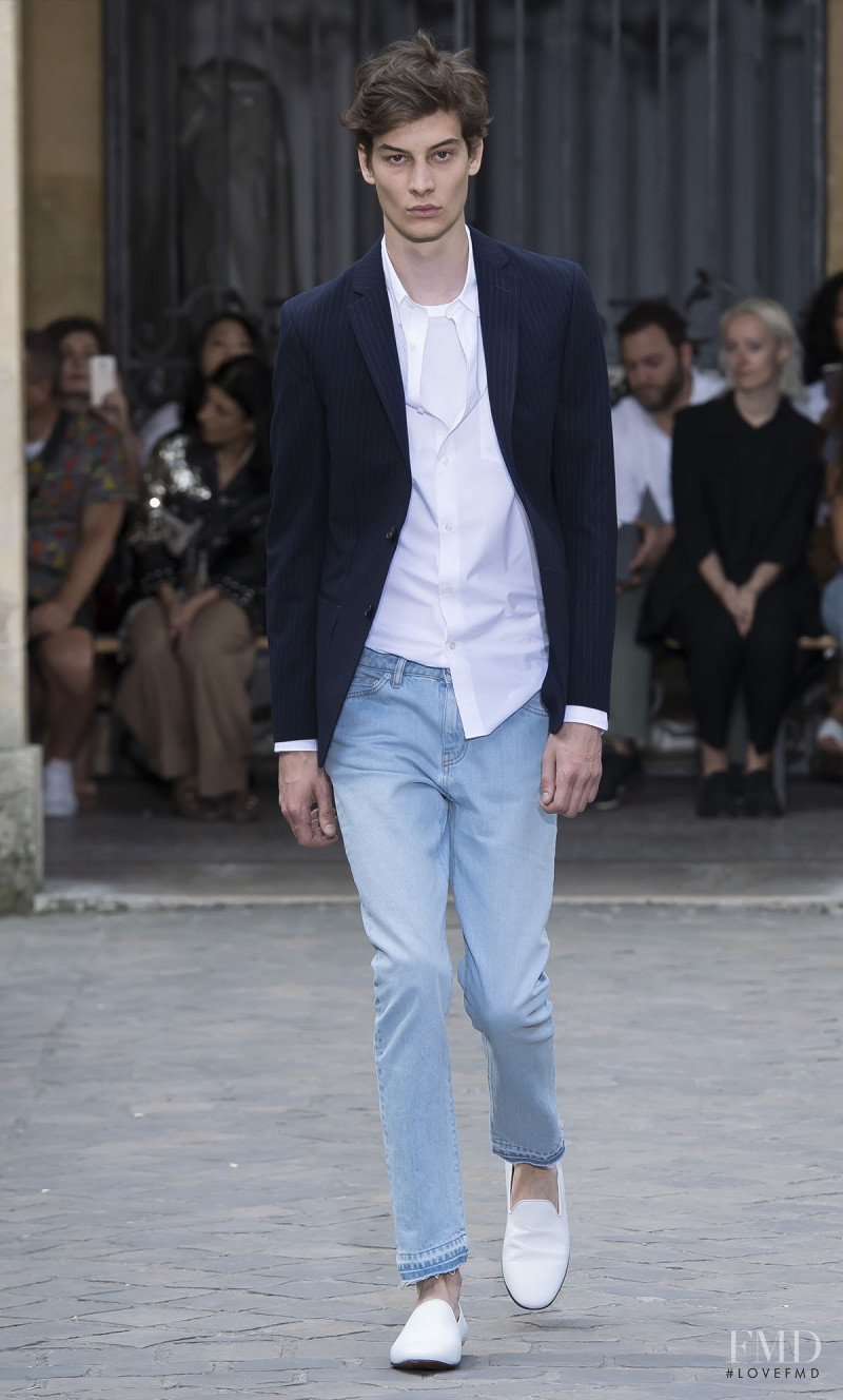 Officine Generale fashion show for Spring/Summer 2018