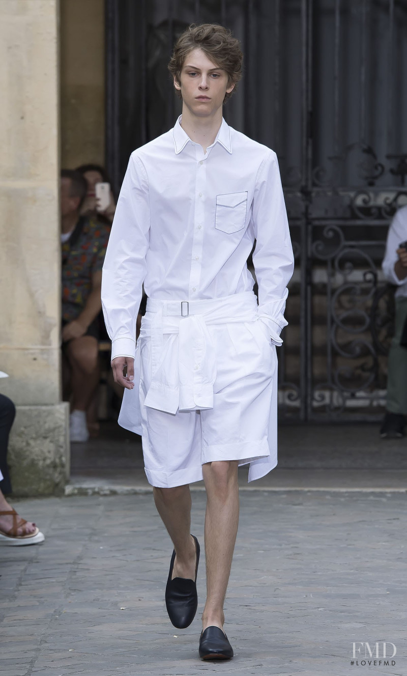 Officine Generale fashion show for Spring/Summer 2018