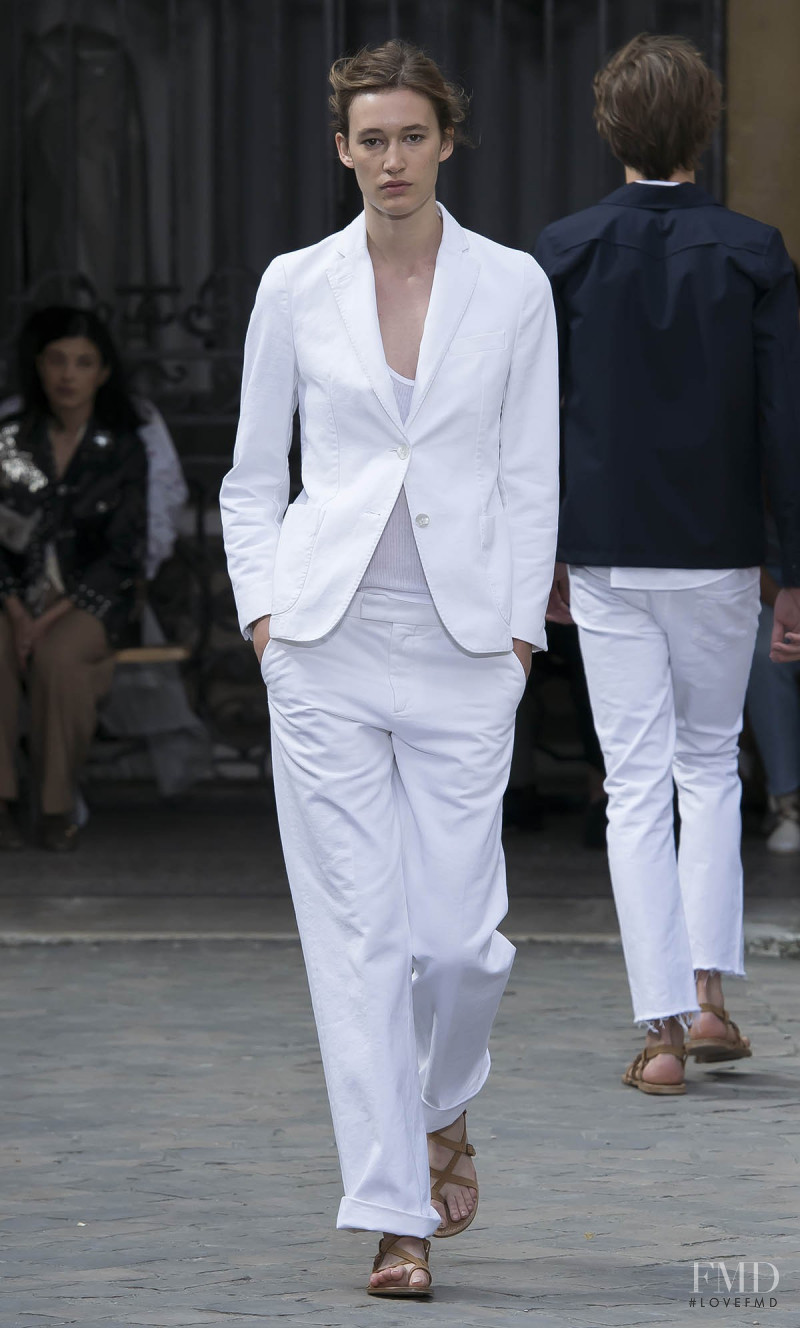 Officine Generale fashion show for Spring/Summer 2018