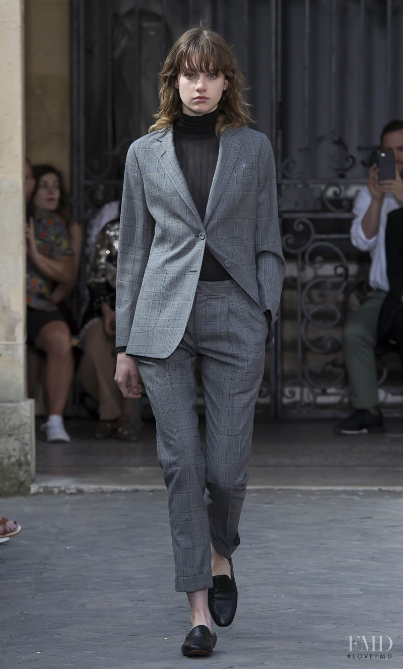 Officine Generale fashion show for Spring/Summer 2018