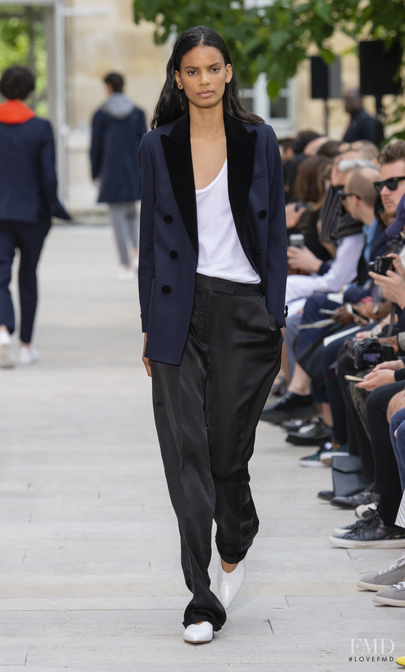 Officine Generale fashion show for Spring/Summer 2019