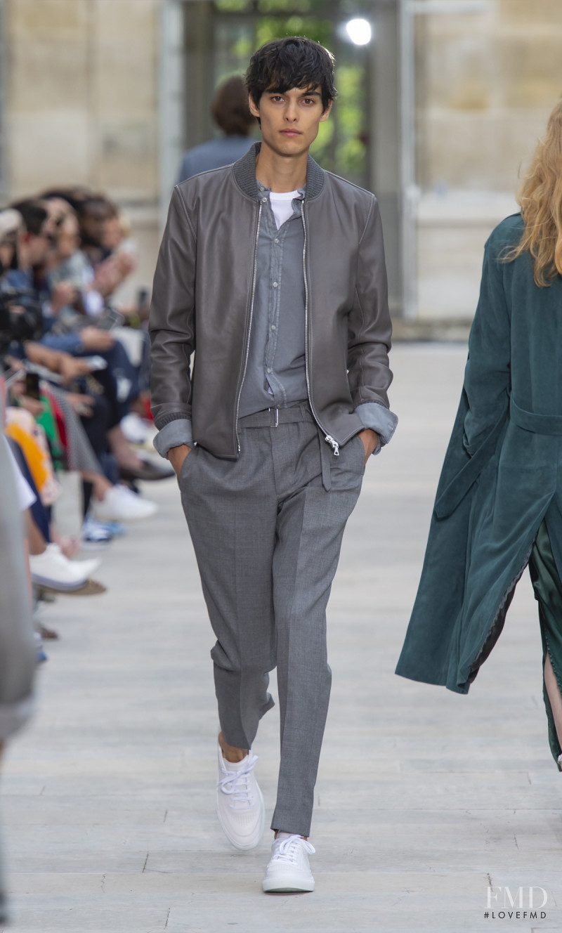 Officine Generale fashion show for Spring/Summer 2019