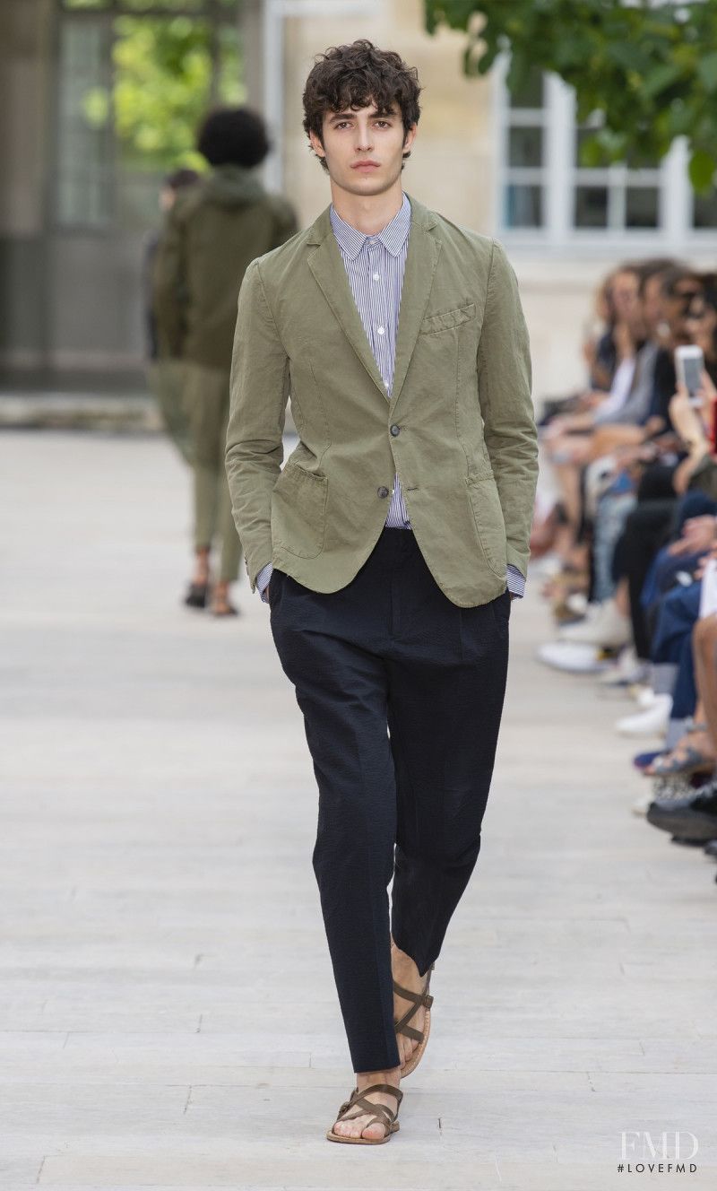 Officine Generale fashion show for Spring/Summer 2019