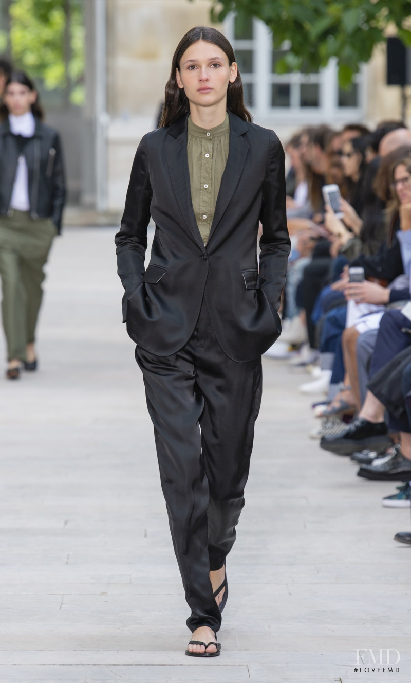 Officine Generale fashion show for Spring/Summer 2019