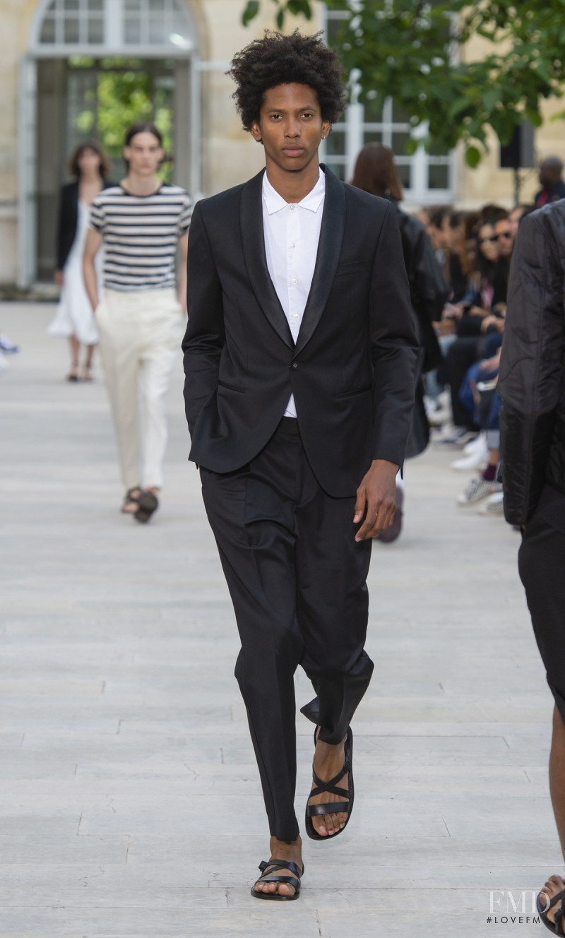 Officine Generale fashion show for Spring/Summer 2019