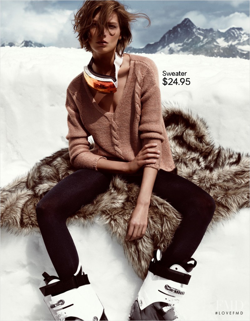 Daria Werbowy featured in  the H&M catalogue for Holiday 2012