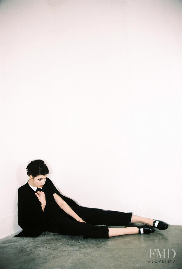 Yuul Yie Inonin Contrast lookbook for Spring/Summer 2012