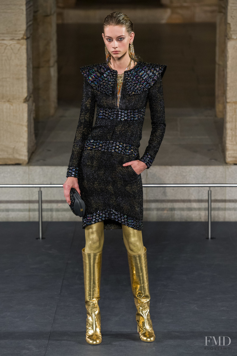 Lauren de Graaf featured in  the Chanel fashion show for Pre-Fall 2019