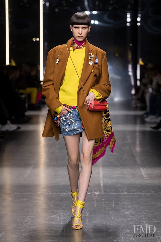 Sara Soric featured in  the Versace fashion show for Autumn/Winter 2019