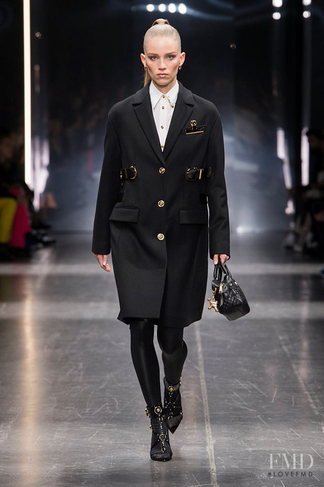Rebecca Leigh Longendyke featured in  the Versace fashion show for Autumn/Winter 2019