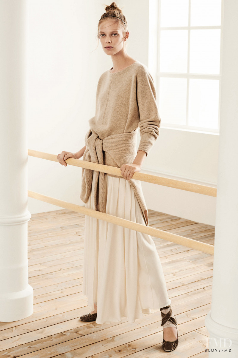 Lexi Boling featured in  the Max Mara lookbook for Pre-Fall 2019